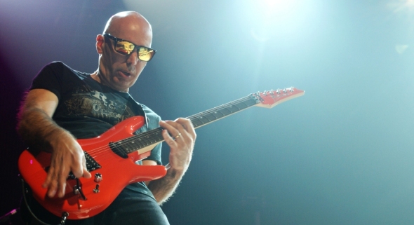 Interview with Joe Satriani Letterbox